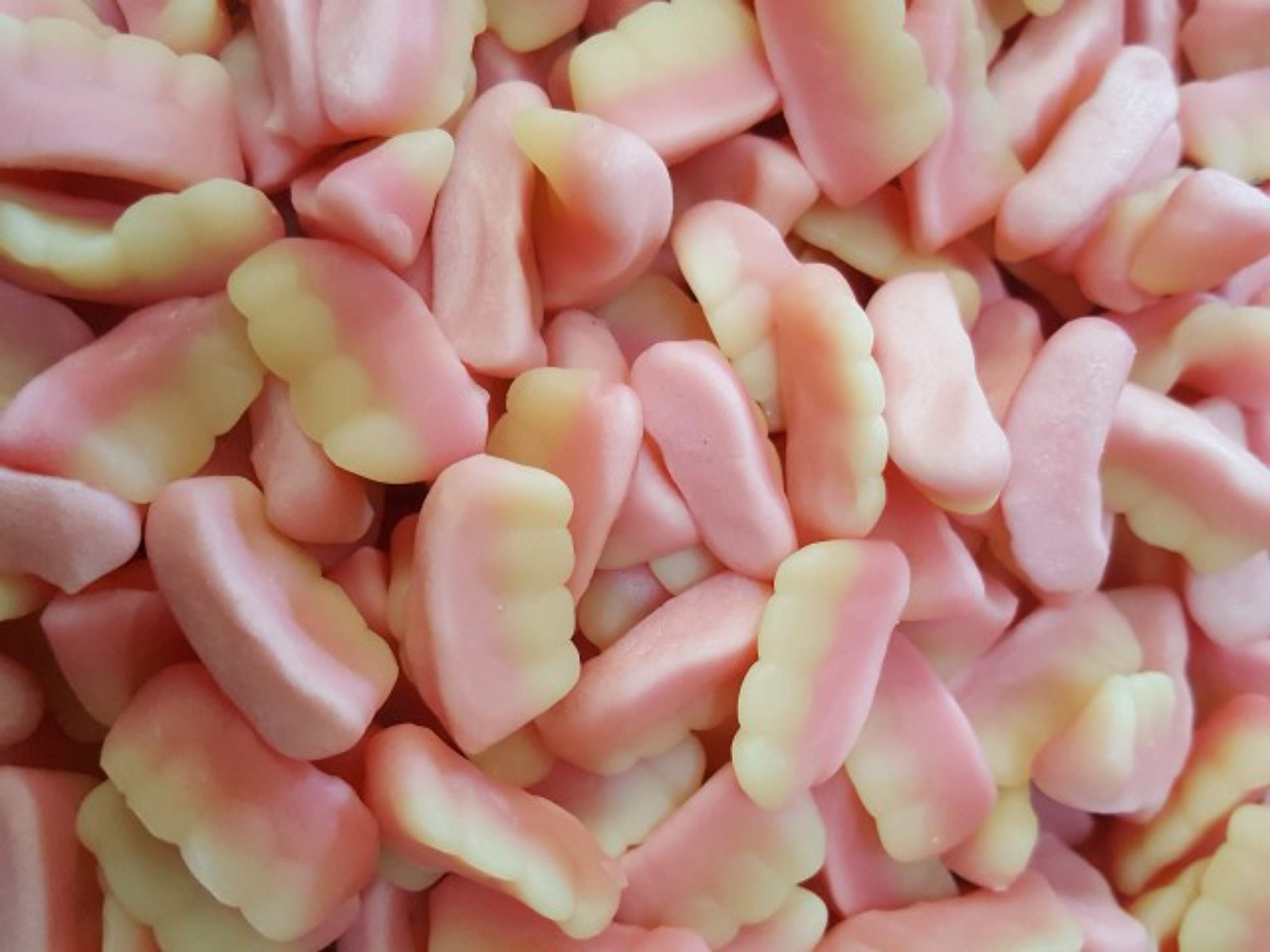 YUMMY GUMMY TUB TEETH 4G 7P